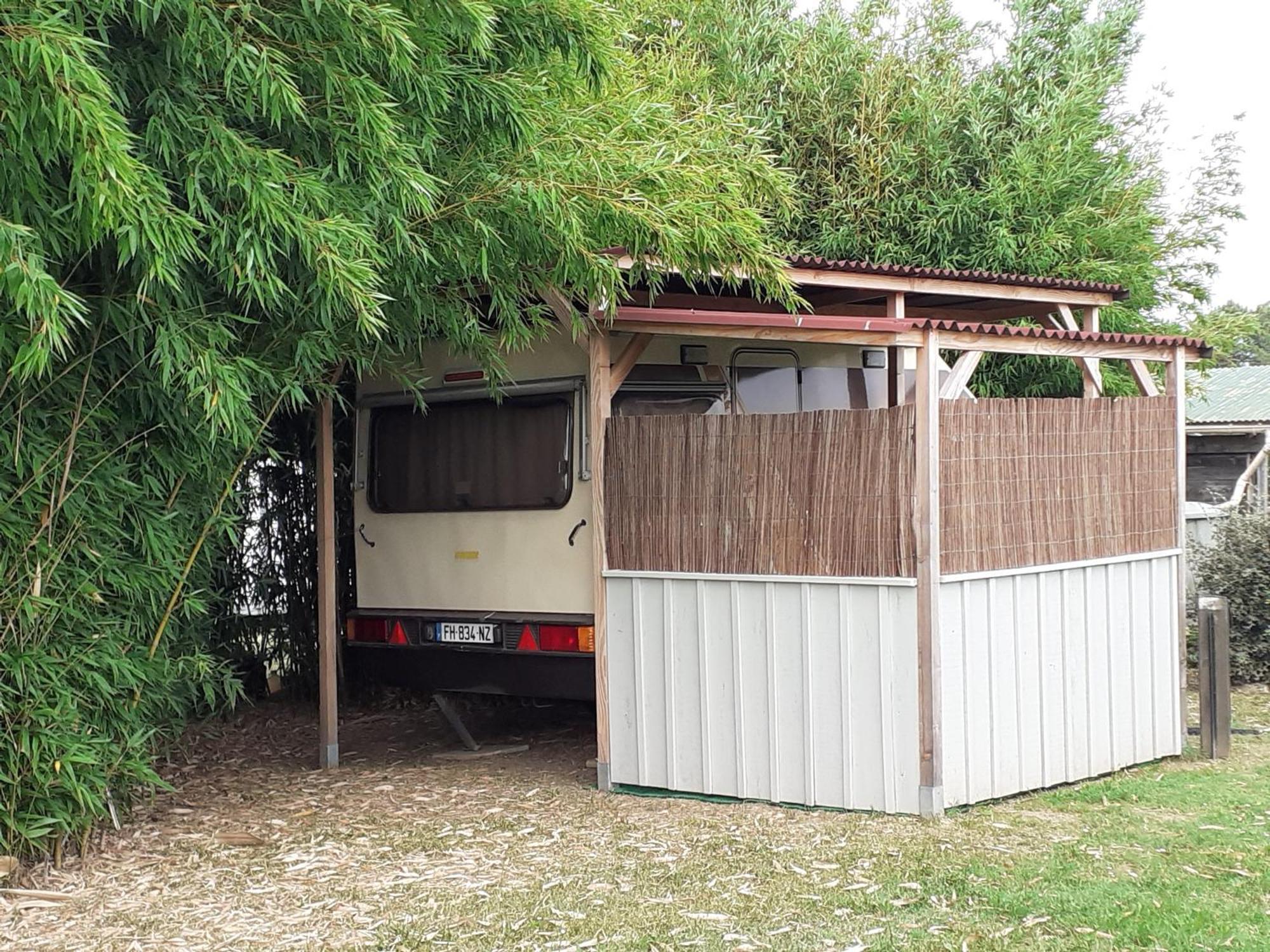 Maison D'Hotes Afrika Du Queyroux Ginestet Exterior foto